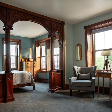 Inn at Cedar Crossing Sturgeon Bay Exteriör bild